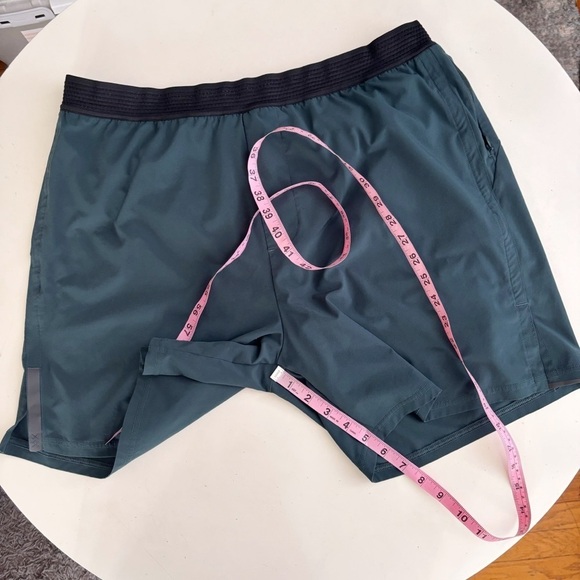 Rhone Men’s 6” Swift Short Size XL Green Lined - Picture 3 of 11